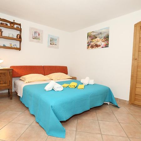 Studio Apartment Tea Baška Zewnętrze zdjęcie