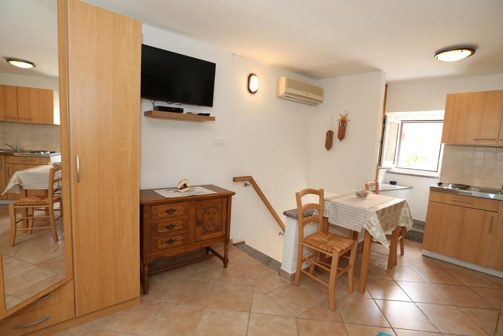 Studio Apartment Tea Baška Zewnętrze zdjęcie